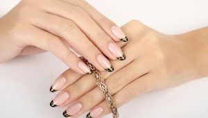 Registration of the French manicure on round nails