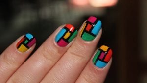 All about the drawings on the nails with acrylic paints