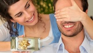 What to give a man on February 14?