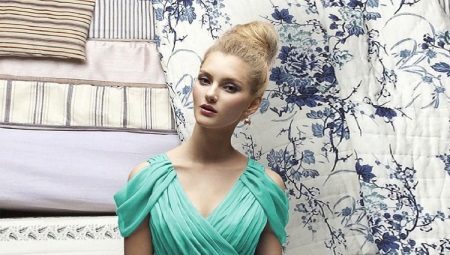 Evening dresses in the Greek style