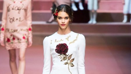 Dress with roses - the personification of female nature