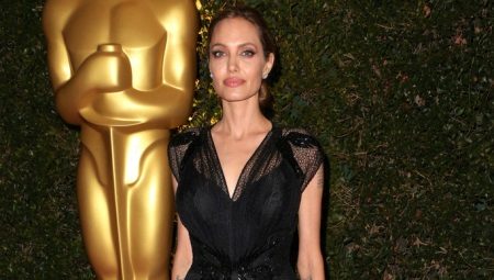 Evening dresses of stars: the best, spectacular and even candid images