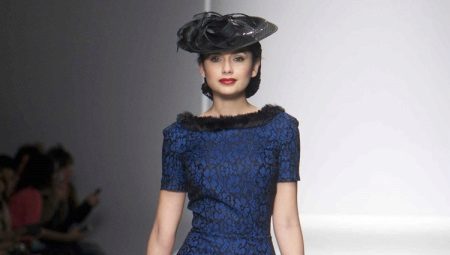 What to wear lace dress with?