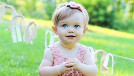 Crochet knitted dress for girls