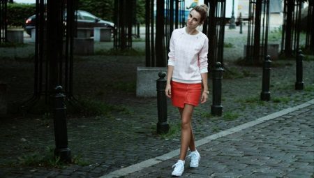 Skirt with sneakers
