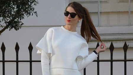 Sweatshirts with ruffles