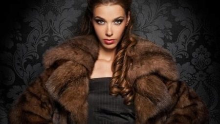 Models and styles of mink coats