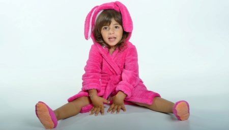 Children's slippers for the girl