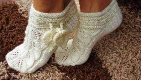 Knitted slippers