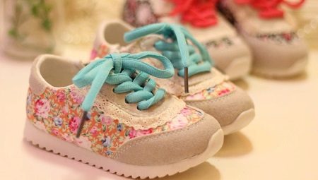 Children's sneakers for girls