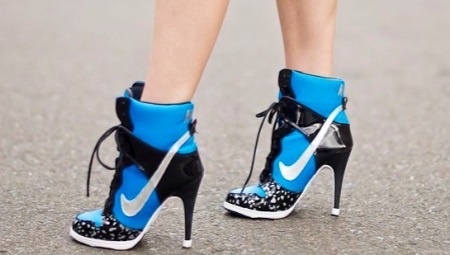 Sneakers on a heel