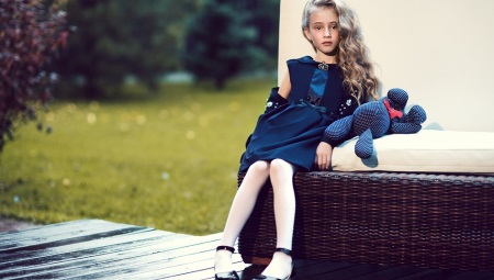 Black shoes for girls