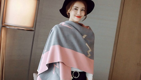 Scarf poncho