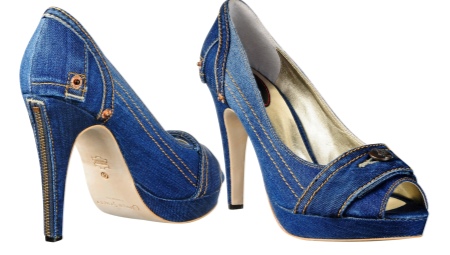 Denim shoes