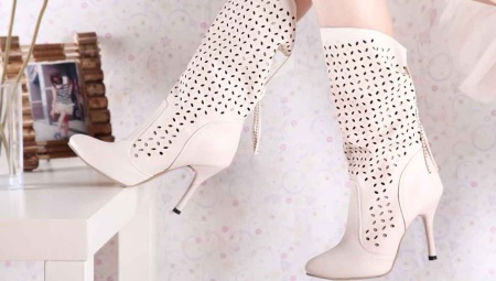 Summer perforated boots