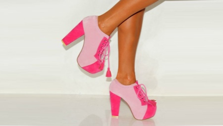 Pink shoe boots
