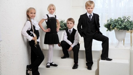 School shoes with heels