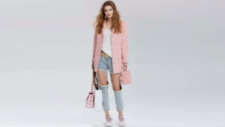 Brand cosmetics: Victoria`s secret, Wanderlust, Chanel