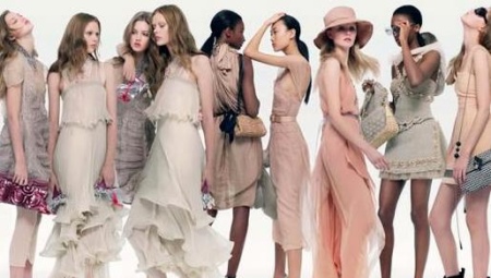 Romantic style in clothes