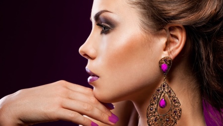 Earrings with stones