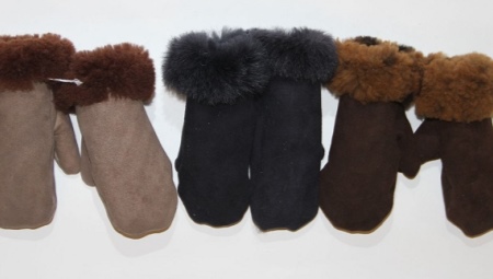 Sheepskin mittens