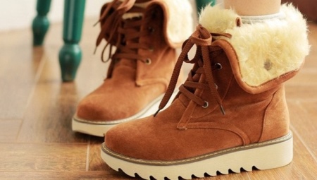 Women's winter boots with thick soles