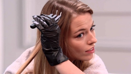 Combs for highlighting