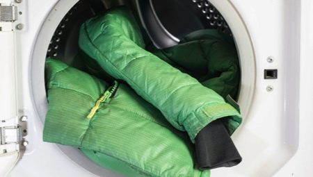 How to wash a jacket in a washing machine-machine?
