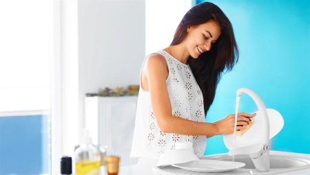 Launder dishes quickly and easily