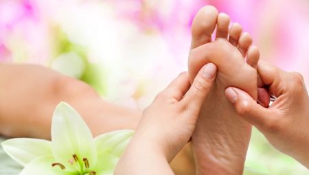 Foot massage: what is useful and how to do it?