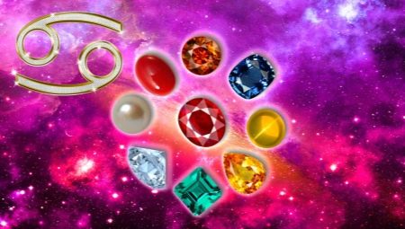 Choosing a stone for a woman of Cancer