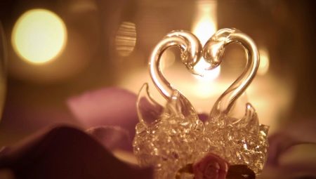 36 years of wedding - what's the date and what is presented for it?