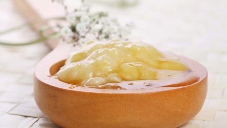 Banana Hair Masks: Tips on Preparation and Application