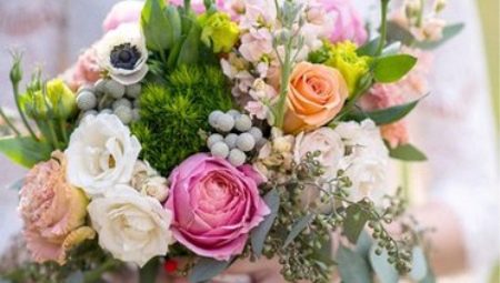 Bridal bouquet Swagger: features and design ideas