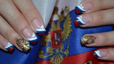 Manicure with the flag of Russia - design ideas for real patriots