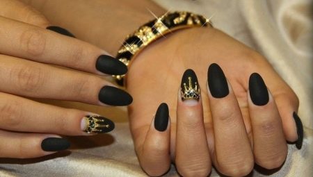 Manicure with a crown: stylish ideas and techniques
