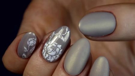 Novelties and ideas for manicure design in shades of gray