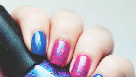 We make a manicure in blue and pink colors