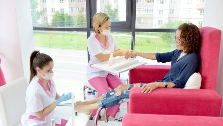 Features and subtleties of manicure and pedicure in 4 hands