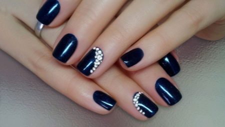 King-nail: features and original manicure design