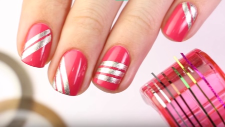 Ideas and ways to create a design manicure with ribbon