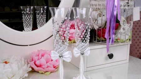 How to make wedding glasses with your own hands?