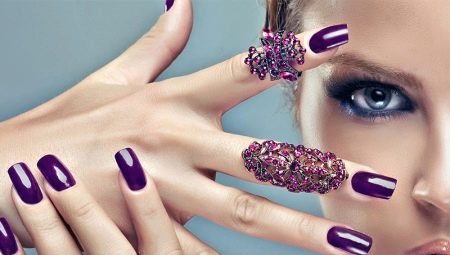 Beautiful ideas for the design of evening manicure