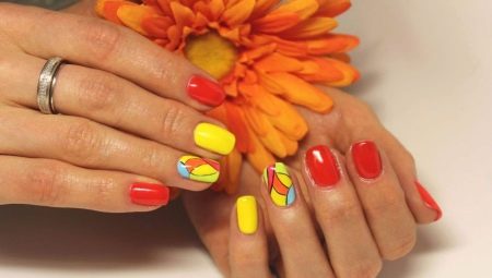 Examples of the best manicure options and rating varnishes