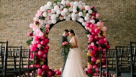 Wedding arch of balloons: design options and how to create their own hands