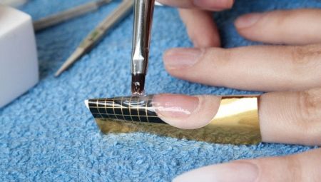 Nail technology on forms