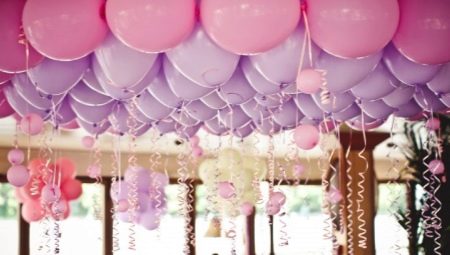 Variants and ways to create jewelry from balloons for a wedding