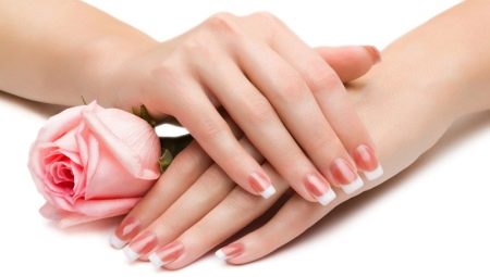 How and with what speed do nails grow?