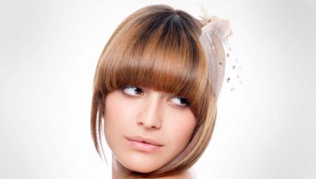 A semi-circle bang: varieties, techniques of execution and tips of stylists