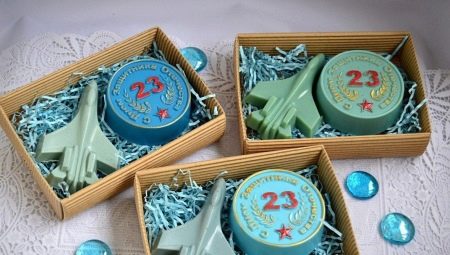 What to give to children on February 23?